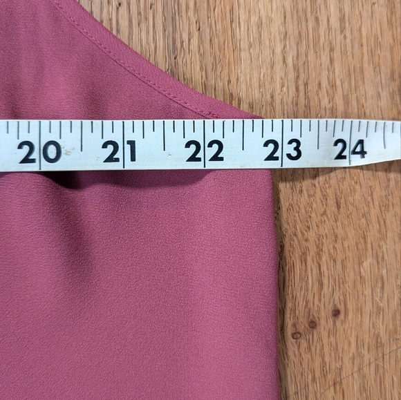 Ann Taylor XL Sleeveless Blush Pleated Tank | Office Chic Meets Weekend Fun - Picture 4 of 8